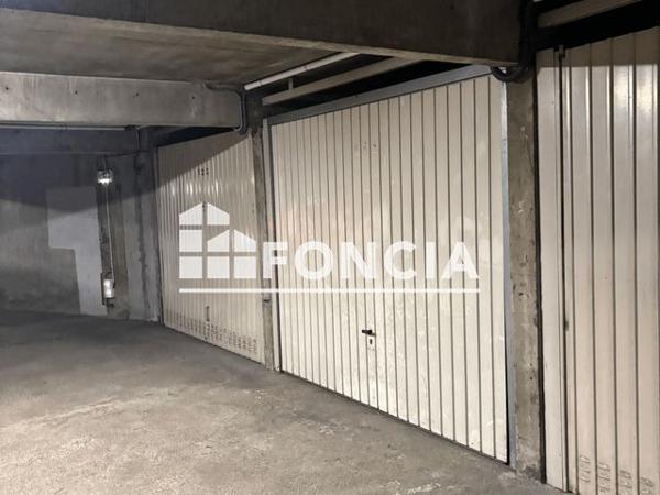 Location Parking - 11 RUE DU PROFESSEUR PATEL Lyon 69009