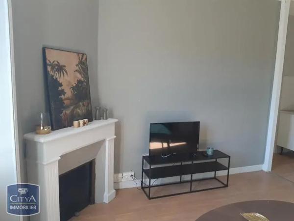 Appartement à louer 3 pièces 48m² Tulle (19000)