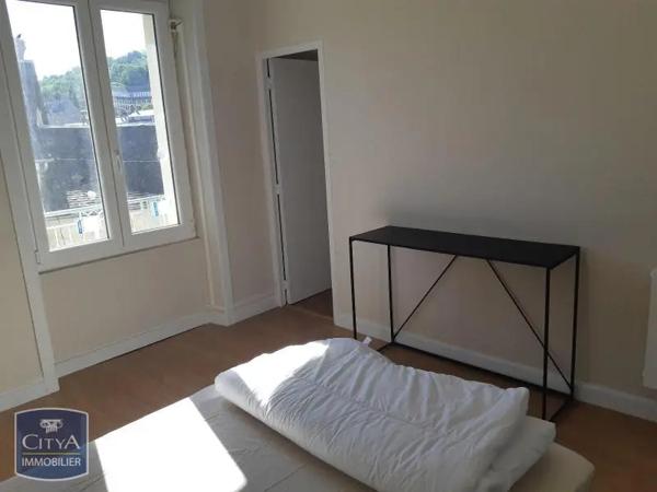 Appartement à louer 3 pièces 48m² Tulle (19000)