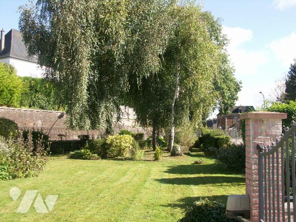 Maison centre VAL DE SCIE, commerces, collège et gare à proximité