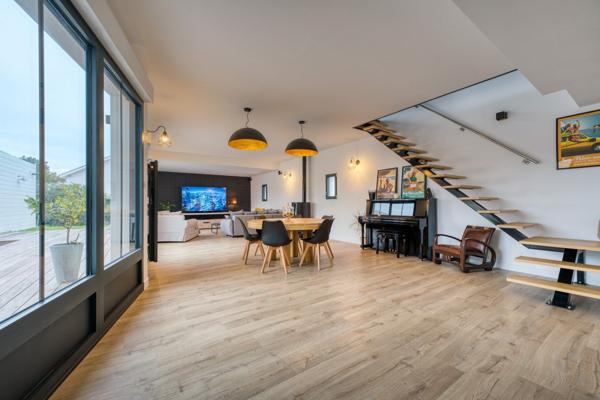 Vente Villa de luxe Saint-Palais-sur-Mer 7 Pièces 263 m²