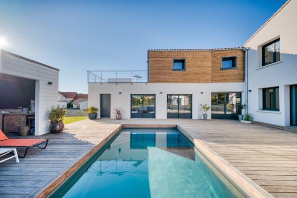 Vente Villa de luxe Saint-Palais-sur-Mer 7 Pièces 263 m²