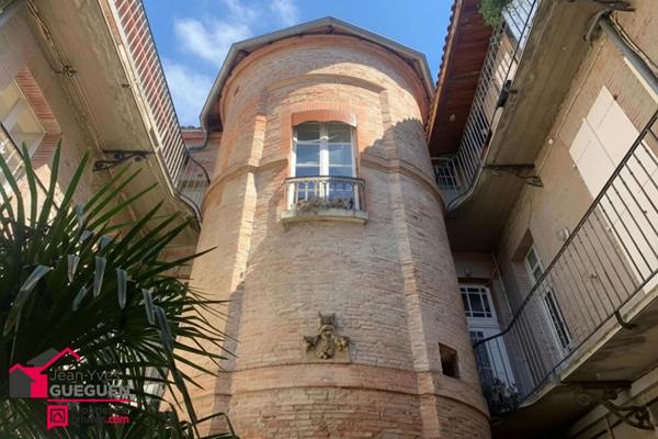 T2 atypique  - Hyper centre Toulouse Patte d'Oie  - Calme, charme et potentiel à révéler