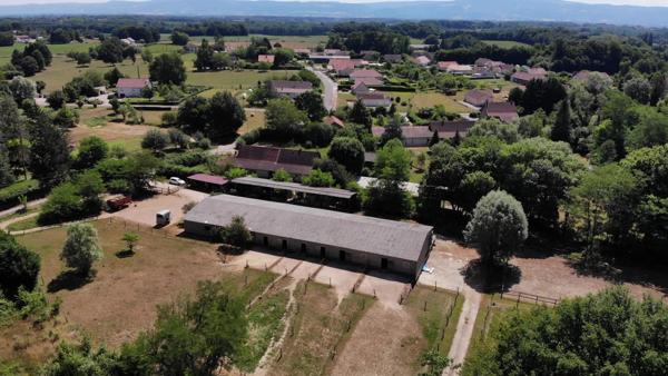 Local Commercial - 115940 m²