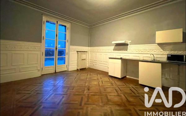 Immeuble à vendre 200 m² Angerville