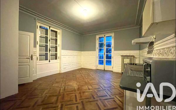 Immeuble à vendre 200 m² Angerville