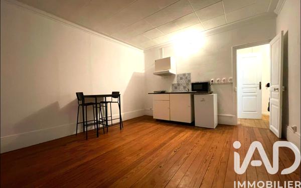 Immeuble à vendre 200 m² Angerville
