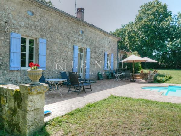 Confortable demeure familiale proche d'Agen (Lot-et-Garonne)