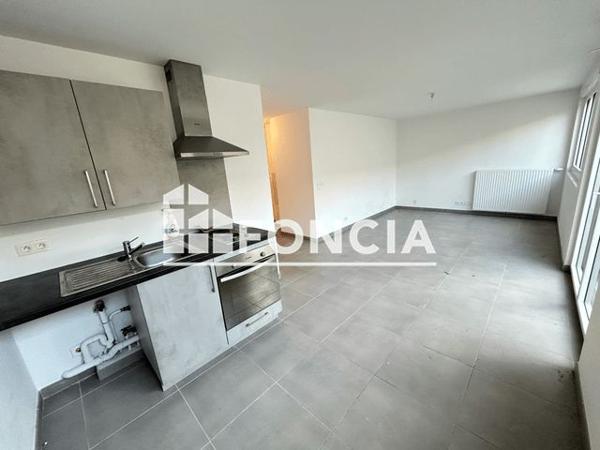 Location Appartement 2 pièces 52.28 m² - 50 AVENUE DU PRADO BAT B Marseille 13006