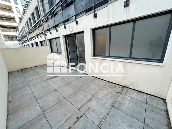 Location Appartement 2 pièces 52.28 m² - 50 AVENUE DU PRADO BAT B Marseille 13006
