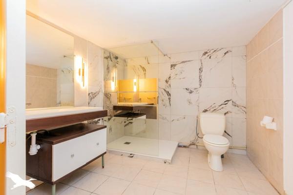Maison 195 000 € Pavie 6 p 135 m² DPE D