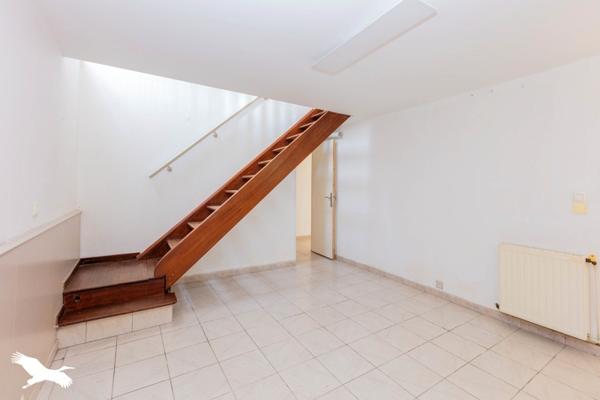 Maison 195 000 € Pavie 6 p 135 m² DPE D