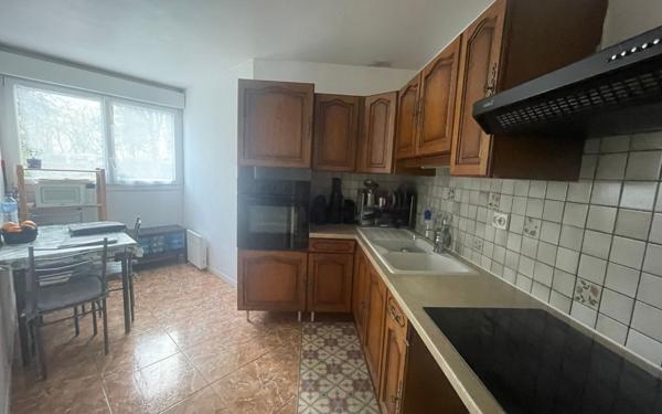 Appartement à vendre    3 pièces •  Montigny-le-Bretonneux