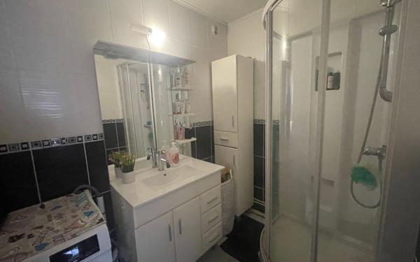 Appartement à vendre    3 pièces •  Montigny-le-Bretonneux