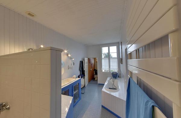 Mas Grenier : Maison de village rénovée 311 m2