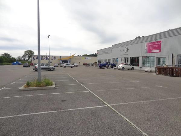 Vente Local commercial à La Côte-Saint-André