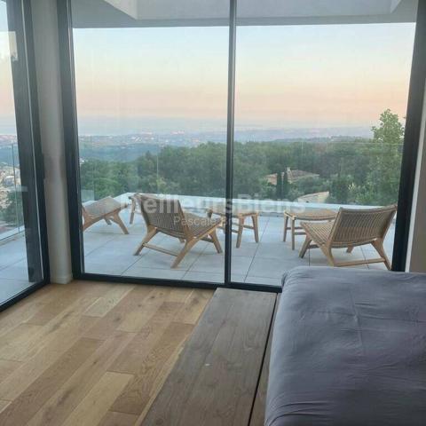 Vence, Villa d’exception  entre montagne et mer