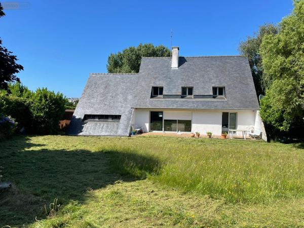Maison individuelle à vendre à Plougasnou dans le Finistère (29630), ref : 25042   
Bord de mer