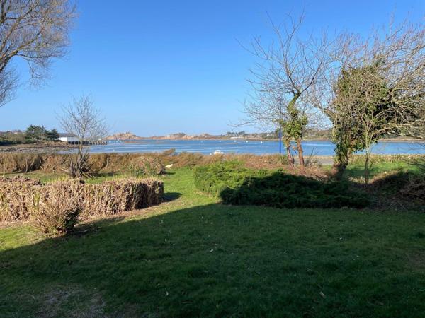 Maison individuelle à vendre à Plougasnou dans le Finistère (29630), ref : 25042   
Bord de mer