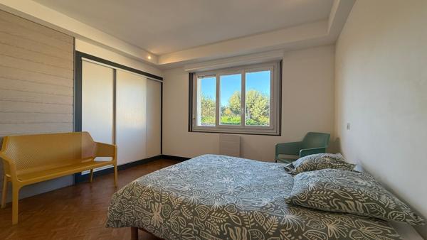 Angresse : Bel appartement T4 de 92 m² avec terrasse et parking