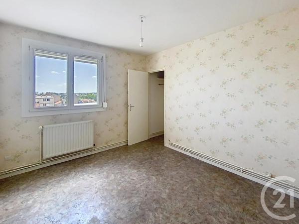 Appartement F4 à vendre  4 pièces - 75,82 m 2   ST MAX  - 54
