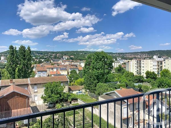 Appartement F4 à vendre  4 pièces - 75,82 m 2   ST MAX  - 54