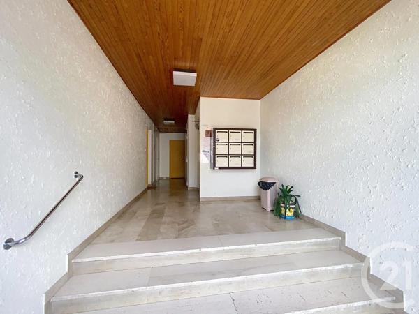 Appartement F4 à vendre  4 pièces - 75,82 m 2   ST MAX  - 54