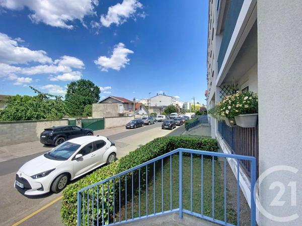 Appartement F4 à vendre  4 pièces - 75,82 m 2   ST MAX  - 54