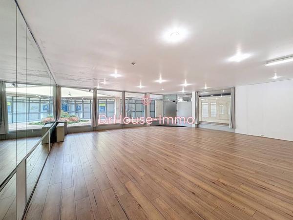Commerce à vendre de 140 m²