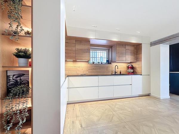 Maison rénovée aux finitions haut de gamme – Montois-la-Montagne – 245 m² – 5 chambres – Piscine – Terrasses & annexes