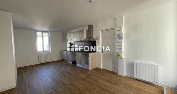 Location Appartement 3 pièces 51.95 m² - Lisieux 14100
