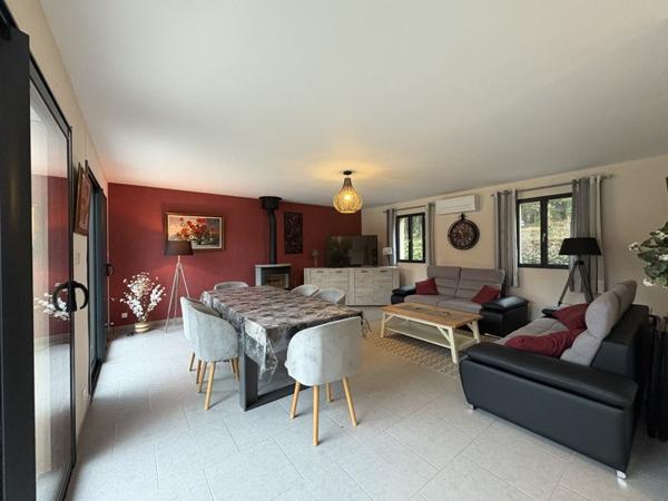 Maison à vendre |  Aubas |  6 pièces | 178 m²