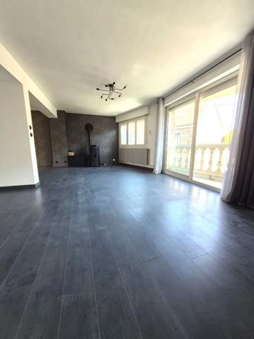 Maison à vendre 6 pièces 153m² Cambrai (59400)
