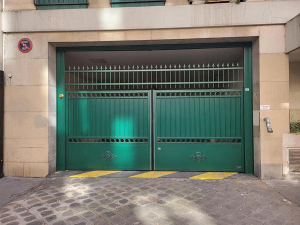 Box à vendre – Rue Saint-Paul