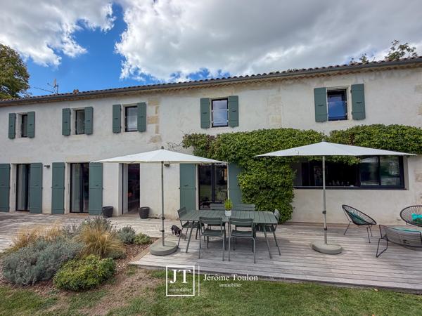 Maison 5 pièce(s) 3 chambre(s) 204 m²