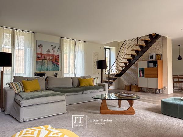 Maison 5 pièce(s) 3 chambre(s) 204 m²
