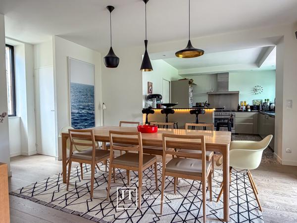 Maison 5 pièce(s) 3 chambre(s) 204 m²
