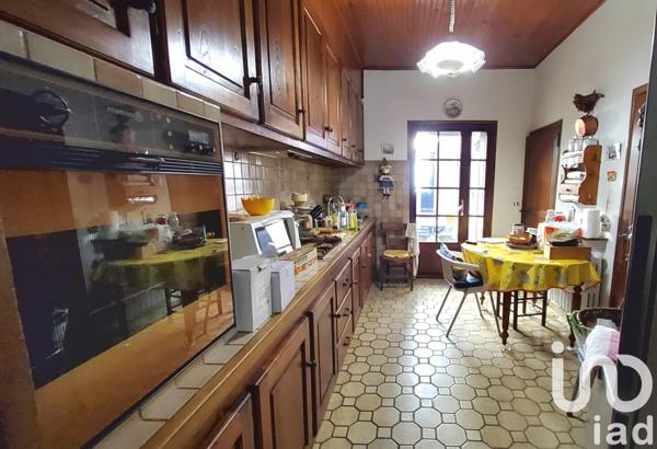 Immeuble à vendre 159 m² Beaucaire