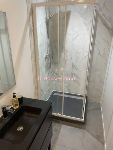 Immeuble à vendre 8 pièces de 270 m²