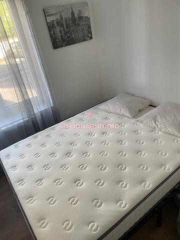 Immeuble à vendre 8 pièces de 270 m²