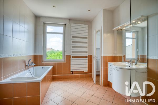 Maison à vendre 7 pièces 170 m² Yutz