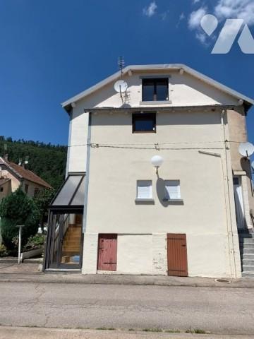 maison mitoyenne avec garage et terrain