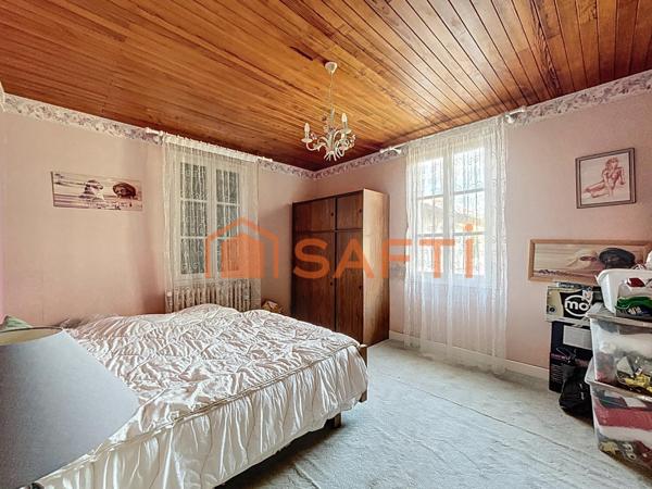 Corps de ferme landais avec dépendances et vue sur les Pyrénées