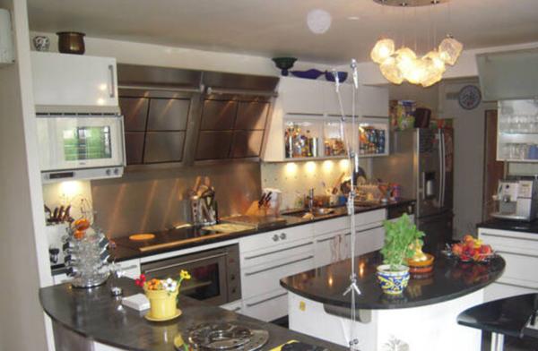 Maison 8 pièce(s) 250 m2