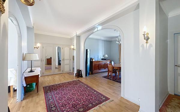 Appartement à vendre    4 pièces • 100,27 m2 Biarritz