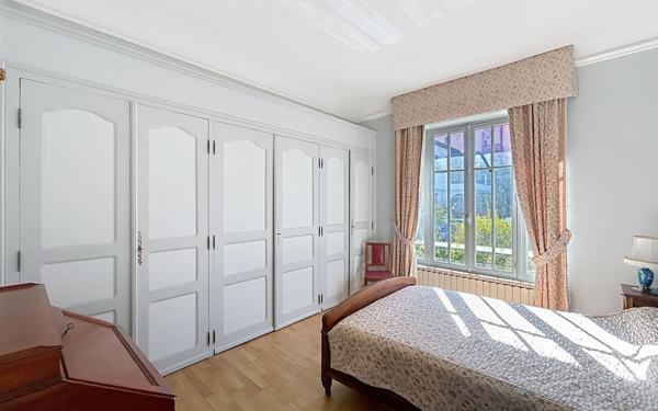 Appartement à vendre    4 pièces • 100,27 m2 Biarritz