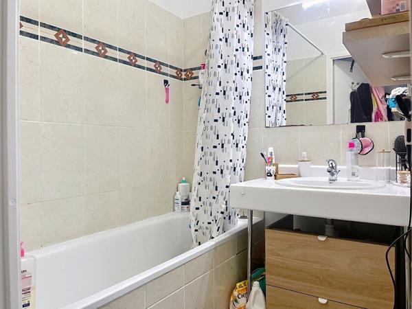 Appartement T2 - 44m² cave + parking en vente