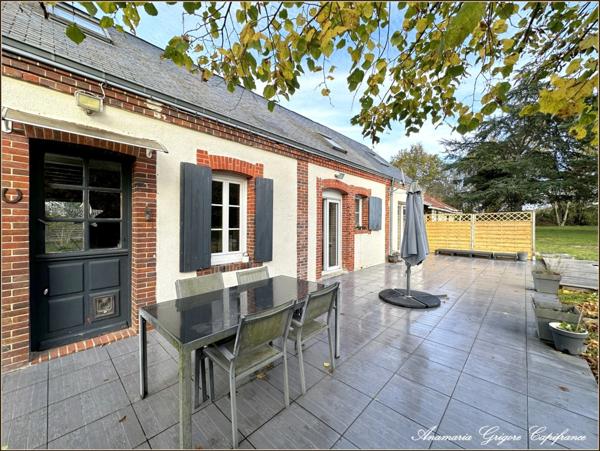 Dpt Eure et Loir (28), à vendre ARROU maison meublée de 170 m² - Terrain de 3 700,00 m²