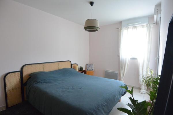 Secteur VAUBAN - Appartement avec extérieur avec vue sur NOTRE DAME DE LA GARDE dans résidence avec ascenseur