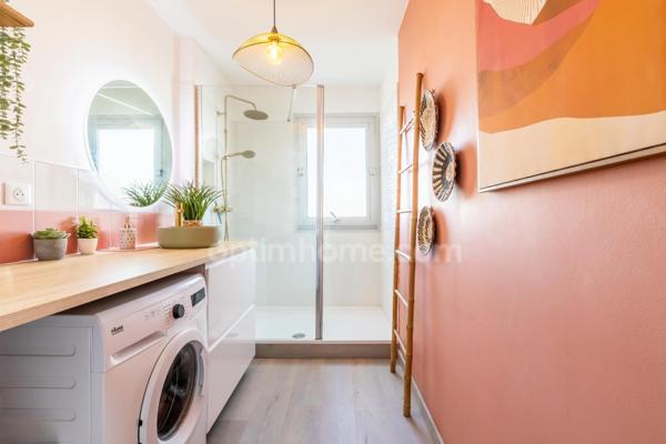 Appartement - 5 pièces 111 m2 - Terrasse - Cave - Garage - Piscine - Tennis - Parc - Proche Parc Montcalm - Tram Ligne 5